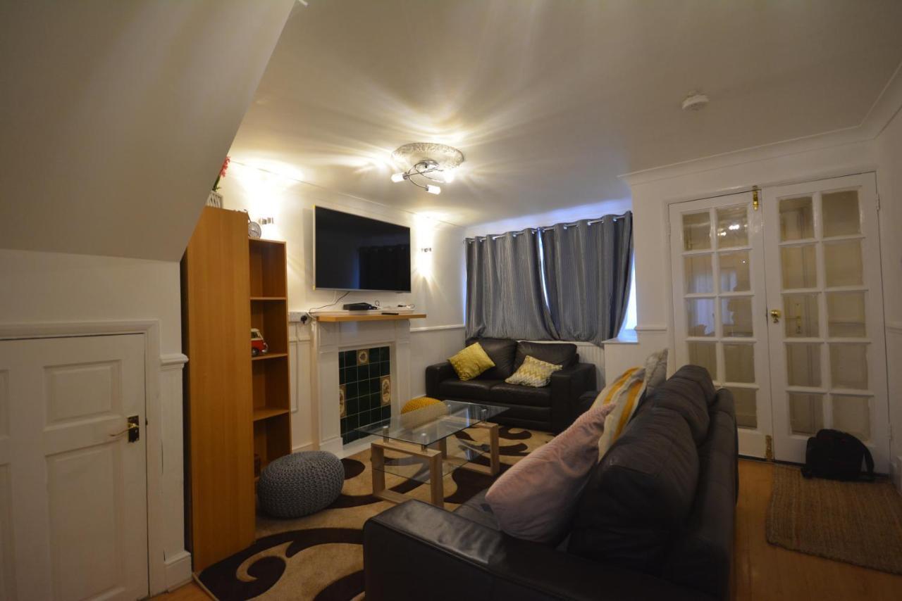 Five Bedroom Townhouse Near Excel Exhibition Centre London Exterior photo