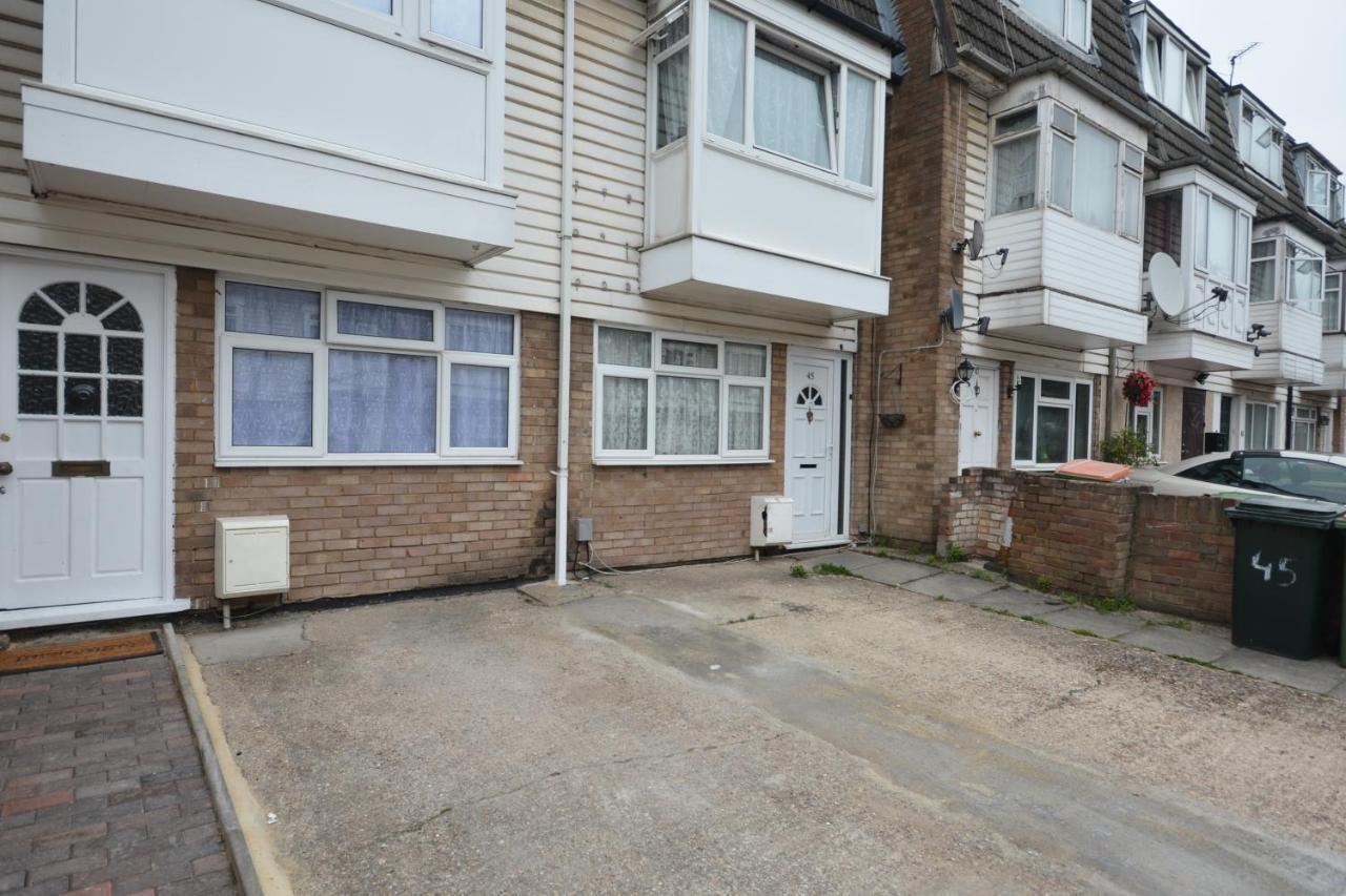 Five Bedroom Townhouse Near Excel Exhibition Centre London Exterior photo