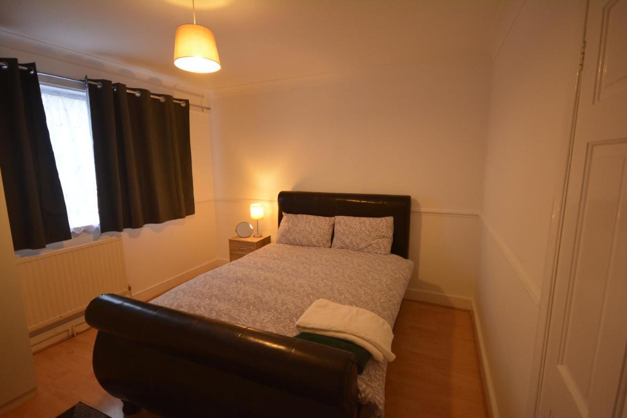 Five Bedroom Townhouse Near Excel Exhibition Centre London Exterior photo